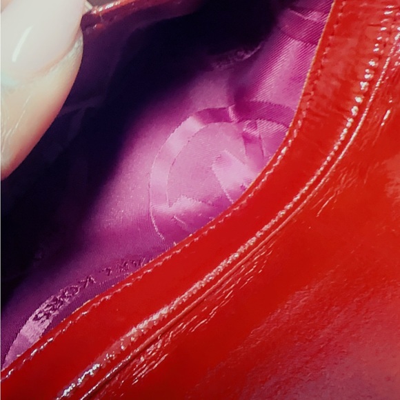 Michael Kors Tri Fold Signure Wallet Zebra & Red Patent Leather LIKE NEW - Picture 13 of 15